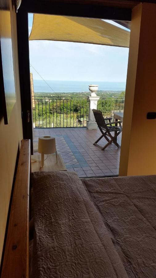 Villa I Colori Del Sole Zafferana Etnea Exterior foto